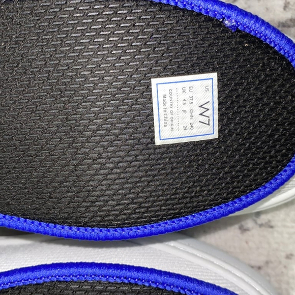 The Original Slip On Sneaker in Bright White | Rothy's Size 7 - Picture 2 of 11